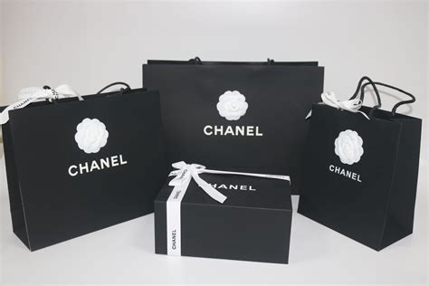 where to buy chanel gift boxes and shopping bags wholesale